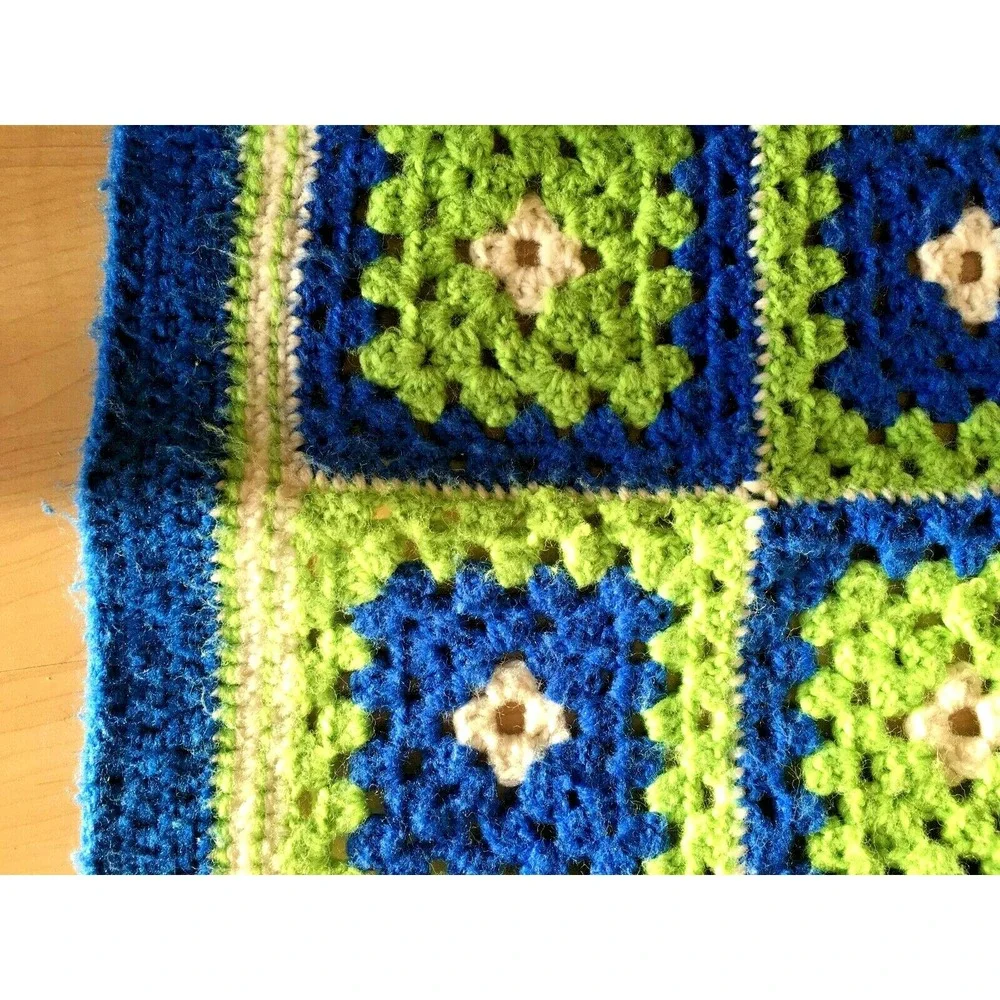 Vtg Afghan Crocheted Blanket Throw Granny Square Green Blue 44